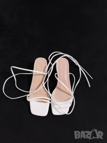 Бели сандали с връвки, снимка 3 - Сандали - 53904340