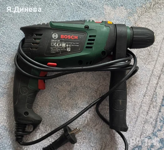 Удърна бормашина Bosch Universal 800w, снимка 5 - Бормашини - 56545433