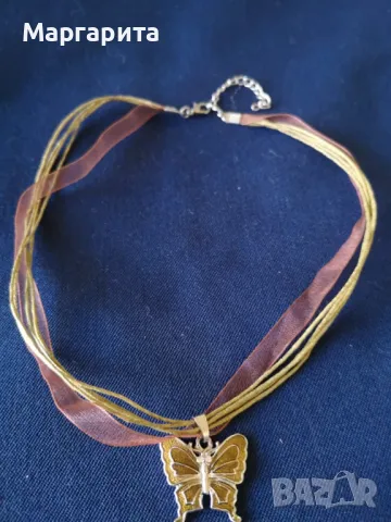 комплекти колие и обеци пеперуди и от корал, снимка 2 - Бижутерийни комплекти - 49968732