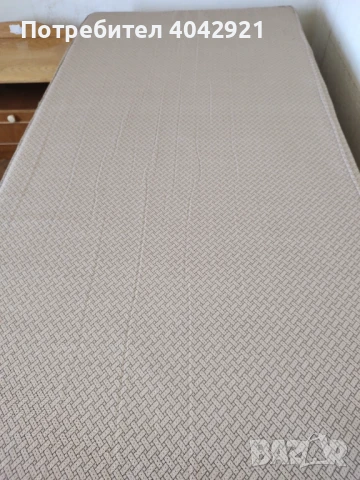 Легло с матрак и нощно шкафче , снимка 5 - Спални и легла - 50592469