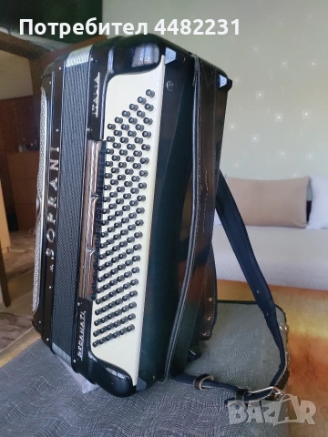 Продавам Италиански акордеон vSOPRANI RECANATI 120баса черен с куфар , снимка 10 - Акордеони - 53121448