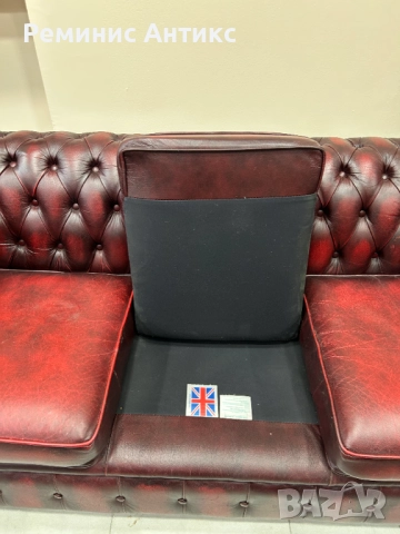 Табуретка, фотьойл и троен диван Chesterfield Oxblood., снимка 2 - Дивани и мека мебел - 52591429