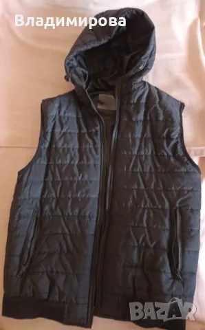 Черен шушляков елек с качулка