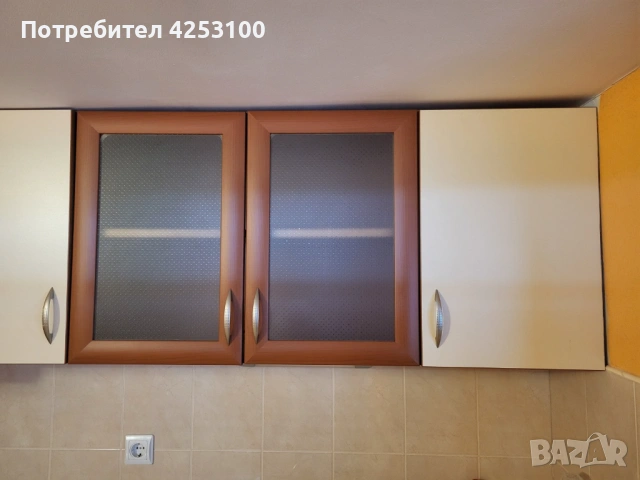 Продавам кухненски шкафове заедно с печка комбинирана, снимка 2 - Шкафове - 54328508