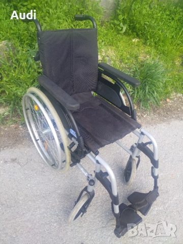 Сгъваема инвалидна рингова количка със степенки Марка: BREEZY Ширина на седалката 37см Дълбочина 40с, снимка 12 - Инвалидни колички - 54098179