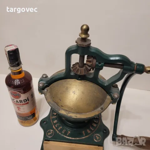 старинна огромна магазинска мелница за мелене на кафе, снимка 4 - Антикварни и старинни предмети - 47824146