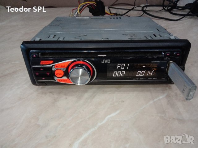 Jvc kd-r411 usb , снимка 1
