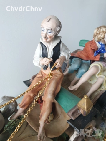Capodimonte скулптура 45см/Каподимонте стара голяма порцеланова фигура-композиция/карета-любовници, снимка 7 - Статуетки - 52571683