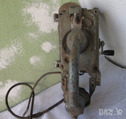 голям СТАР телефон от подводница, 1969 и стар перископ от  танк  ТНПО - 170 А / JOW 20 DND 3, снимка 2 - Антикварни и старинни предмети - 28966088