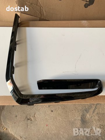 Лайсна за предна броня за бмв x7 g07, снимка 2 - Части - 37161831