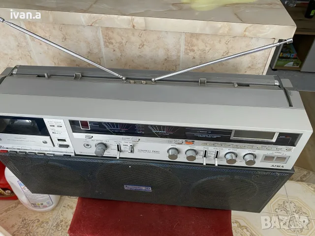 Касетофон Aiwa CS-880, снимка 3 - Радиокасетофони, транзистори - 56153175