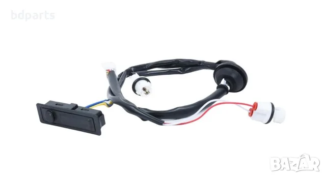 Бутон за отваряне на багажник, Nissan Juke F15,, снимка 3 - Части - 56141785