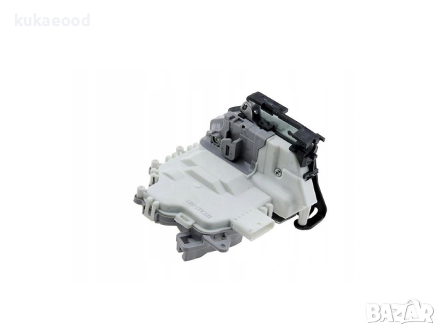 Брава за Audi Q3 8U за задна лява врата