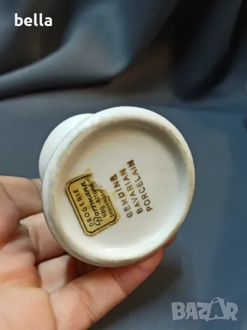 РЯДЪК ПОРЦЕЛАНОВ ФЛАКОН ЗА ПАРЮМ,БАВАРИЯ, снимка 4 - Антикварни и старинни предмети - 47737014