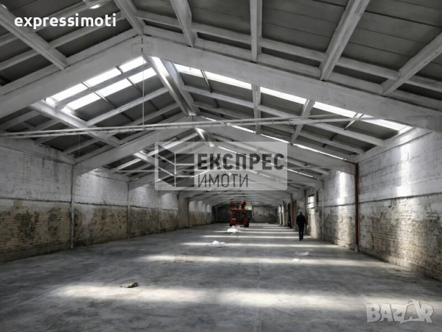 склад, 700м2, снимка 4 - Складове - 53887439
