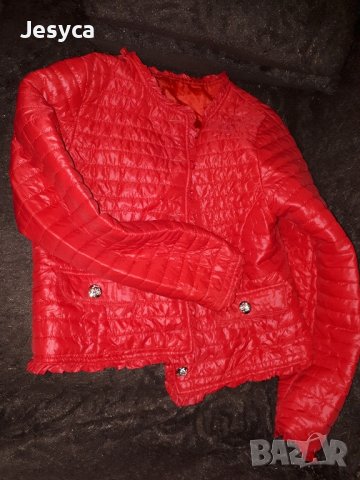 Късо червено шушляково яке