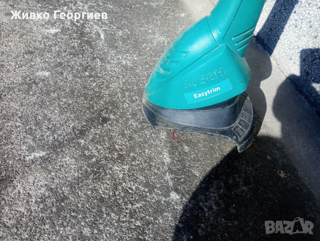 Електрически тример Бош, снимка 4 - Градинска техника - 54160576