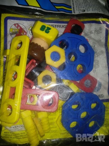 Атко\ Atko конструктори,различни модели,космически,всяко около 35-38 части., снимка 6 - Конструктори - 37187196