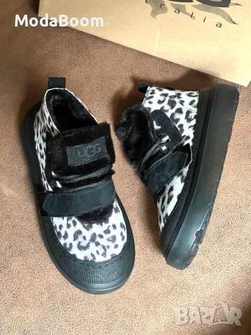 UGG дамски боти , снимка 3 - Дамски боти - 48456029