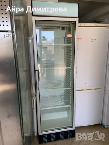 Хладилна витрина , снимка 3 - Витрини - 36713595