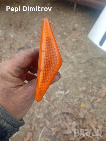 Десен мигач Ford Focus I Estate (02.1999 - 12.2007, снимка 2 - Части - 54047782