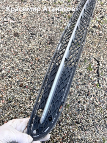 A2038851323. Решетка предна броня долна за Мерцедес Ц-класа W203.комби. Седан. 2002г, снимка 2 - Части - 52906910