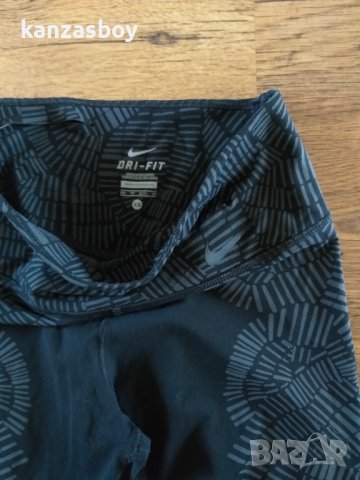 Nike Women's Leg - страхотен дамски клин КАТО НОВ 100% оригинал точни размери дължина - 85см. талия , снимка 5 - Клинове - 37251527