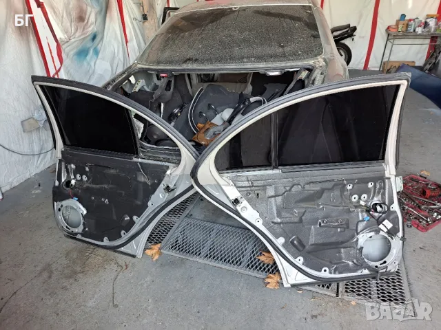 Предни и Задни врати за мерцедес Е класа W211/номер на Боя 744, снимка 6 - Части - 48900068