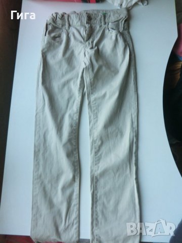 светъл панталон на UCBenetton, снимка 2 - Детски панталони и дънки - 37617322
