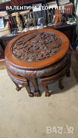 Масичка с две табуретки 