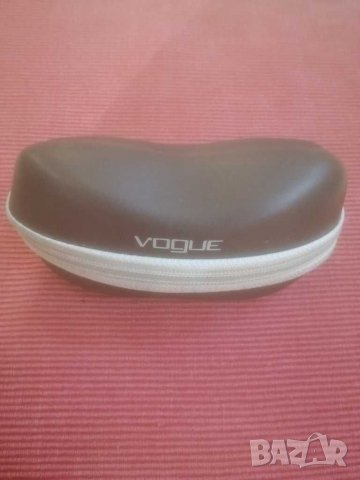 Слънчеви очила Vogue. , снимка 10 - Слънчеви и диоптрични очила - 31183874