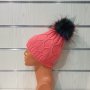 Нова зимна дамска шапка в цвят корал с шарен помпон/пух, снимка 5