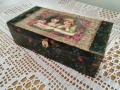 Винтидж ,ръчно декорирана дървена кутия , снимка 2