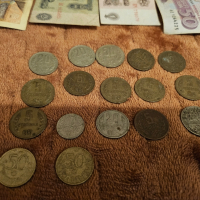 Продавам стари монети медали, снимка 2 - Нумизматика и бонистика - 44548960