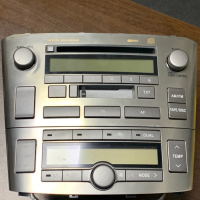 Седалки и CD player/radio за тойота авенсис т25, снимка 2 - Автомобили и джипове - 43513561