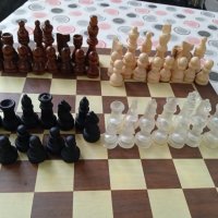 Немски шах дървена кутия,стъклени и дървени фигури, снимка 14 - Шах и табла - 37792878