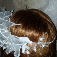 Ефектно венче  с перли и спираловидни ленти за сватба или моминско парти, снимка 4 - Сватбени аксесоари - 31099277