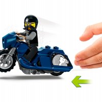 НОВИ! LEGO® City 60331 - Туринг мотоциклет за каскади, снимка 4 - Конструктори - 39693655