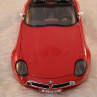 BMW Z8 1:18 BURAGO , снимка 3 - Колекции - 37304281