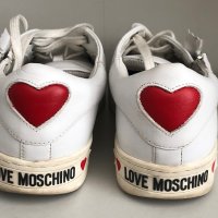 Love Moschino оригинални, снимка 3 - Маратонки - 40040509