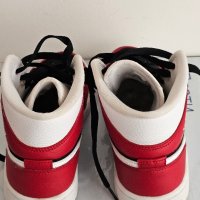 Nike Air Jordan 1 Номер 37.5, снимка 4 - Маратонки - 44307326