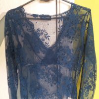 Дантелена блуза с дълъг ръкав, снимка 4 - Блузи с дълъг ръкав и пуловери - 37325810