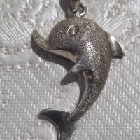 Сребърна висулка делфин 925 проба , снимка 1 - Колиета, медальони, синджири - 44202327