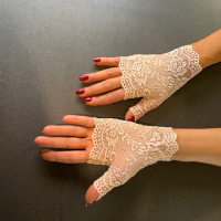 Нежни дантелени ръкавици без пръсти- код 8605, снимка 2 - Ръкавици - 44293613