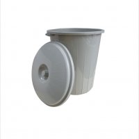 Кош с капак Planet 70l / 90l, снимка 1 - Мопове, кофи, четки и метли - 38803608