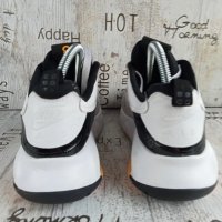 Jordan Nike Air Max 200 GS, снимка 2 - Маратонки - 40084456