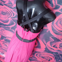 Цикламено розова лятна рокля до коляното с гол преплетен гръб Л, снимка 3 - Рокли - 36558586