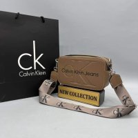 Дамски чанти Calvin Klein , снимка 4 - Чанти - 42697139