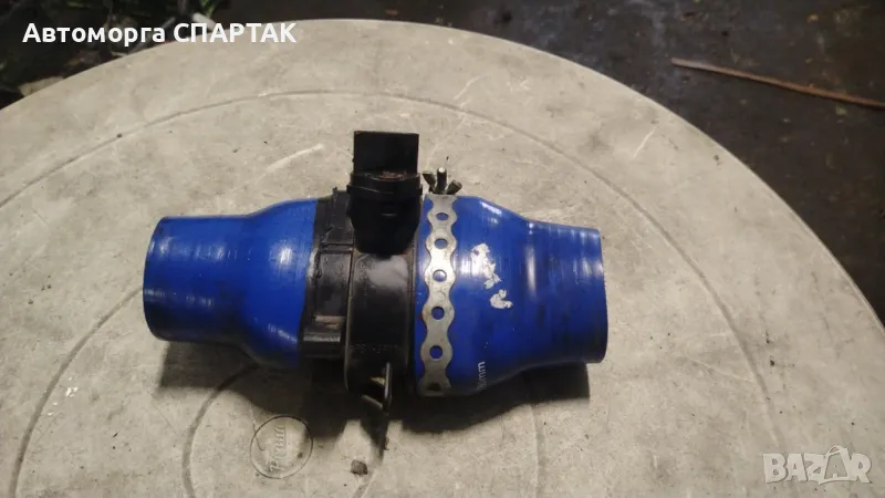 Дебитомер за BMW E46 320 D AIR FLOW METER 0928400468 77870760 0 928 400 468, снимка 1