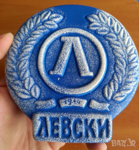 Моливник с емблемата на Левски , снимка 1
